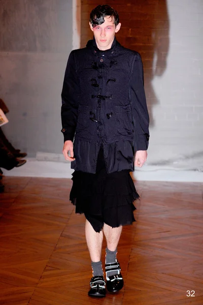 Look 32